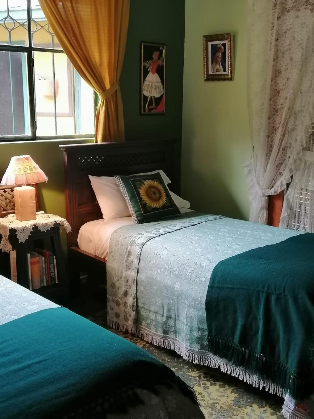 Hostal Saint Mary'S Табабела Екстер'єр фото