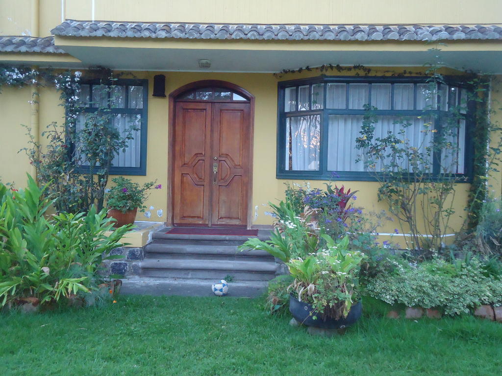 Hostal Saint Mary'S Табабела Екстер'єр фото
