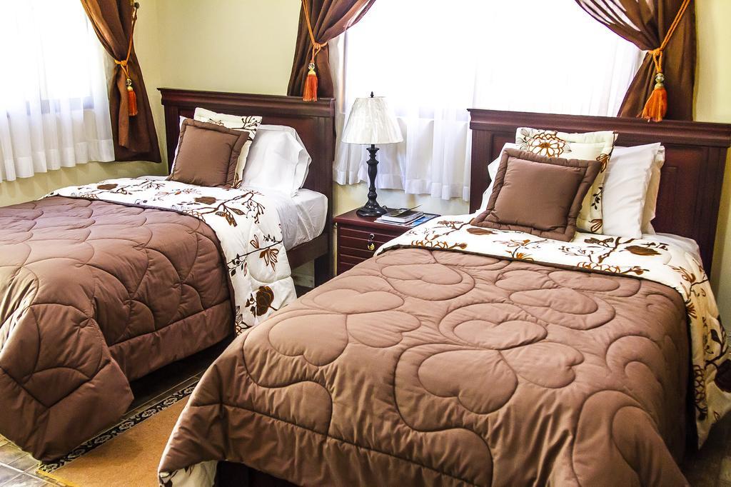 Hostal Saint Mary'S Табабела Екстер'єр фото